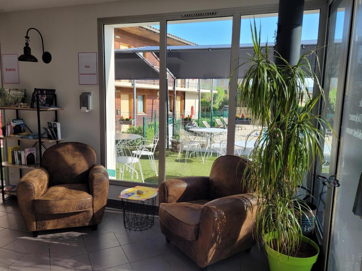 Hotel Le Vanseen Les Vans Εξωτερικό φωτογραφία