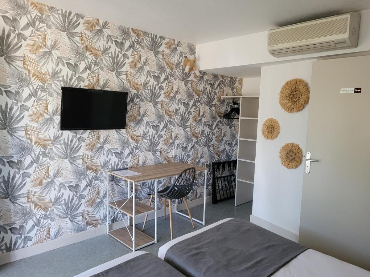 Hotel Le Vanseen Les Vans Εξωτερικό φωτογραφία